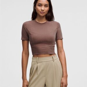 NWT Size 8 Lululemon brown Twist-Back Ribbed Short-Sleeve Shirt